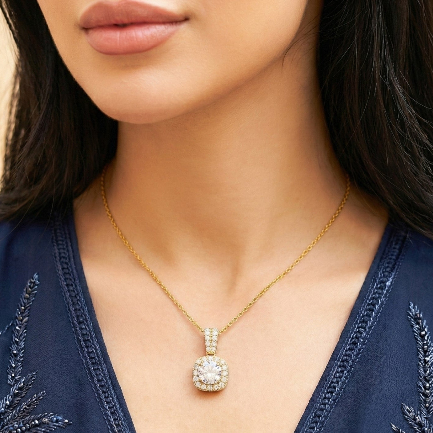 Zahra Moissanite Pendant – Gold – D Colour – VVS1