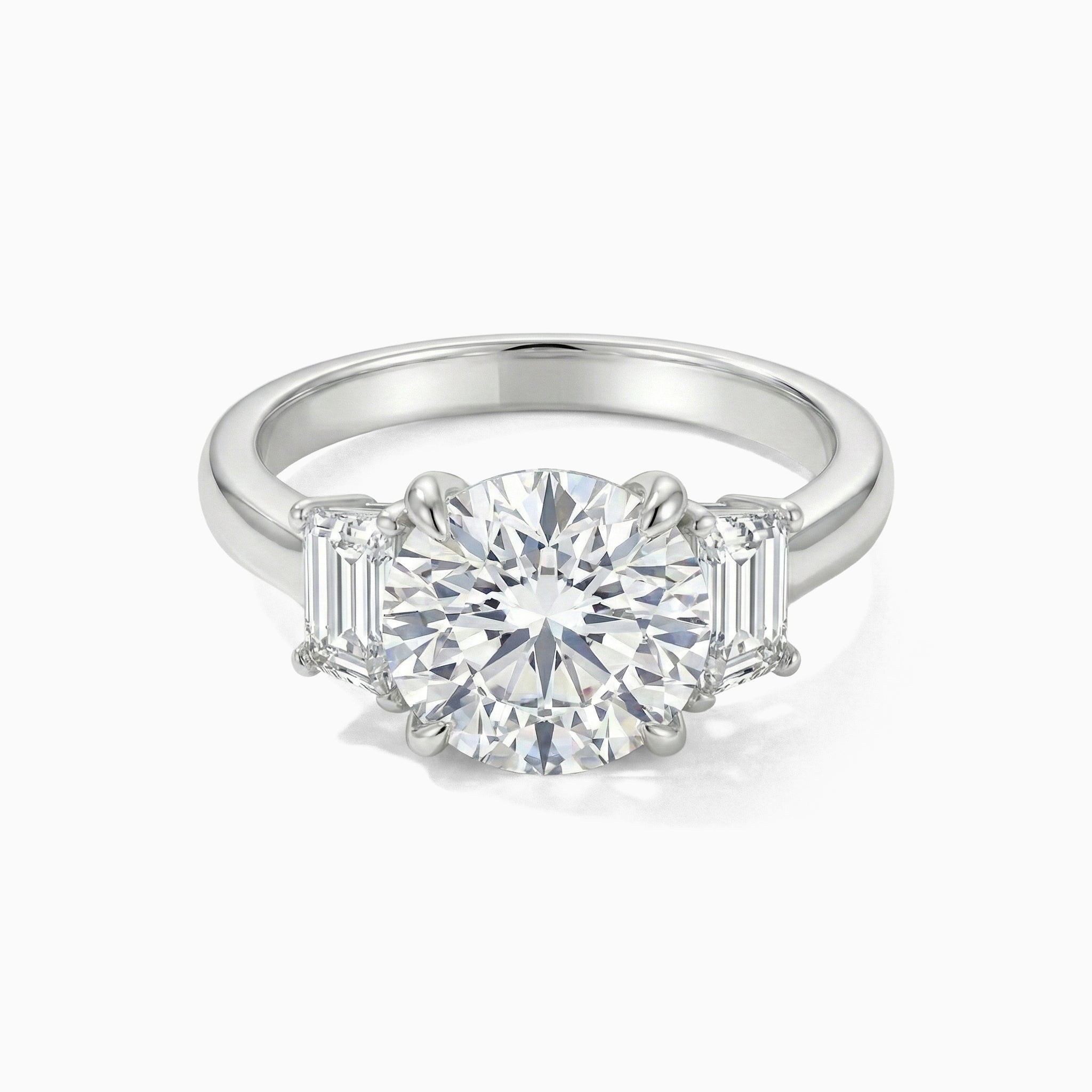 Soraya Moissanite Ring – White Gold – D Colour – VVS1