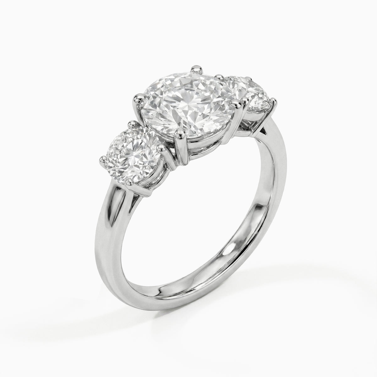 Cushion 3 Stone - WHITE GOLD
