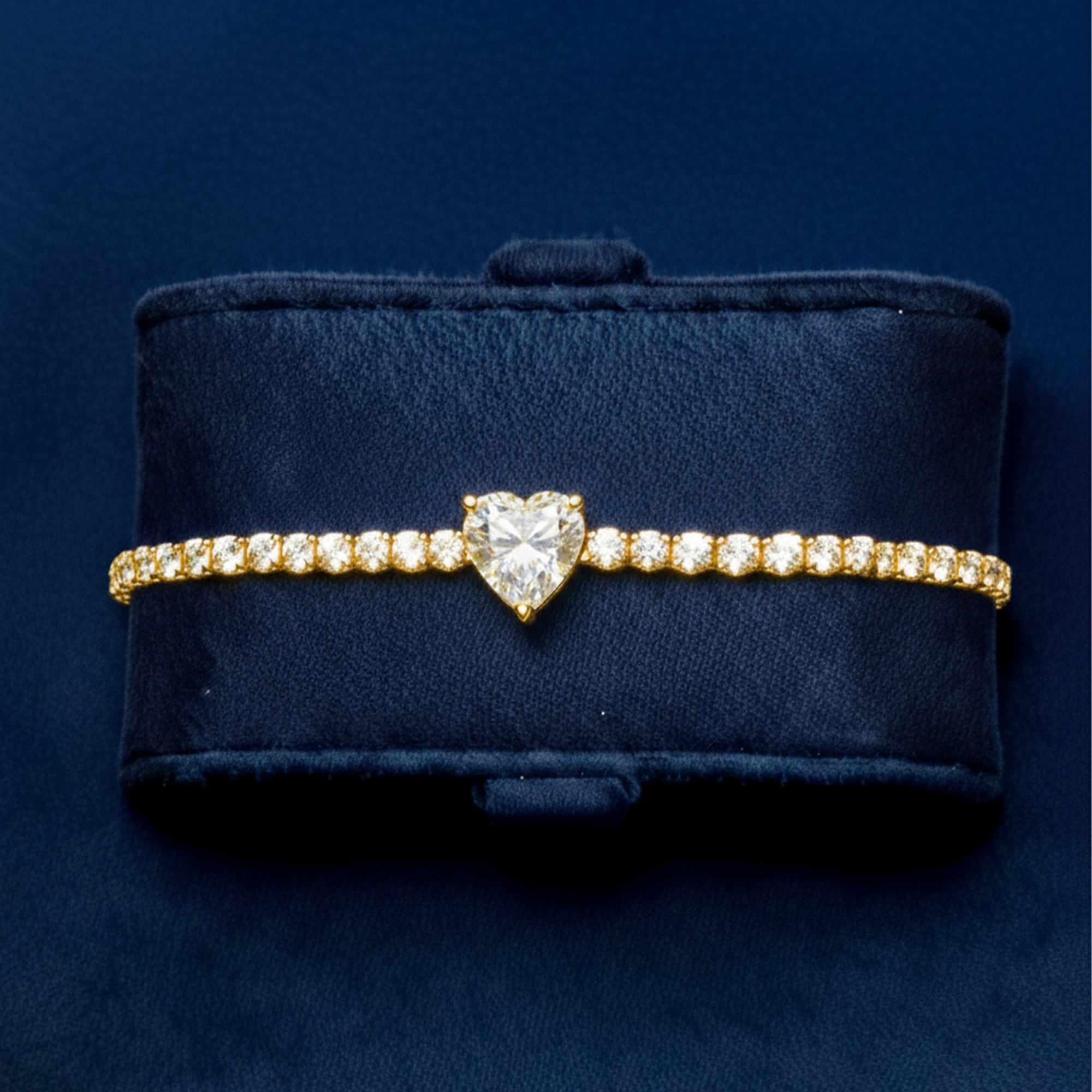 Lana Moissanite Heart Tennis Bracelet – Gold – D Colour – VVS1