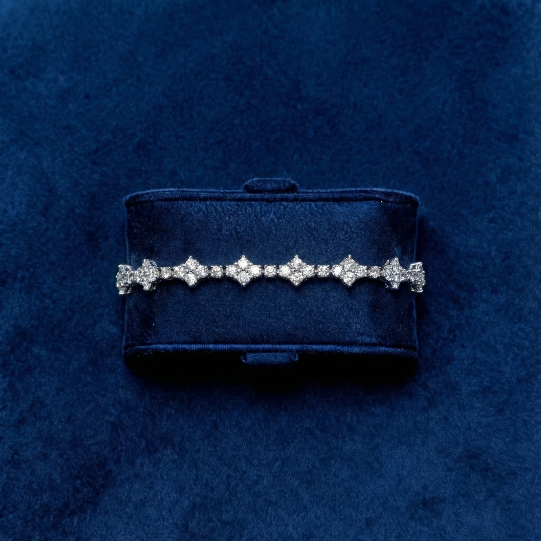 Ranya Moissanite Bracelet – White Gold – D Colour – VVS1